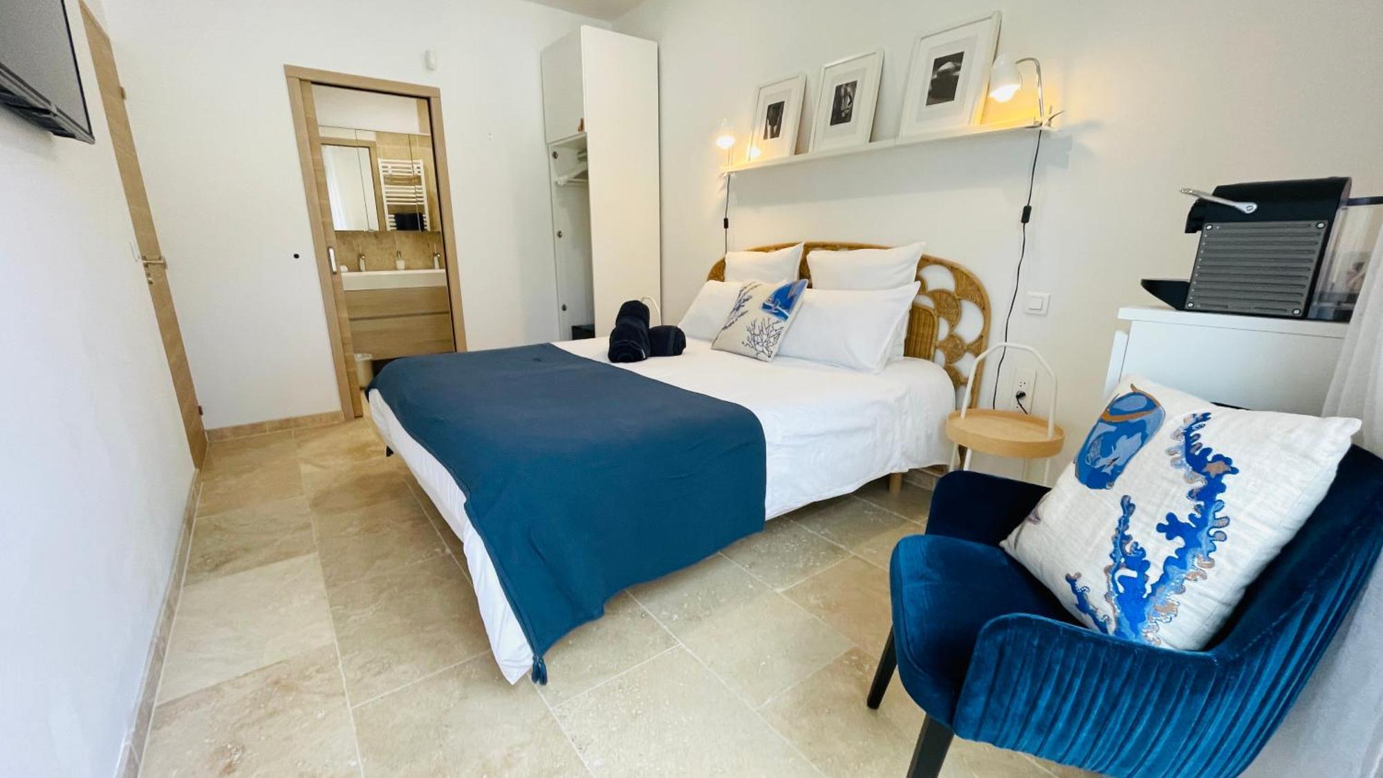 Villa Cacharelle Vue Mer Piscine กาวาแลร์-ซูร์-แมร์ ภายนอก รูปภาพ
