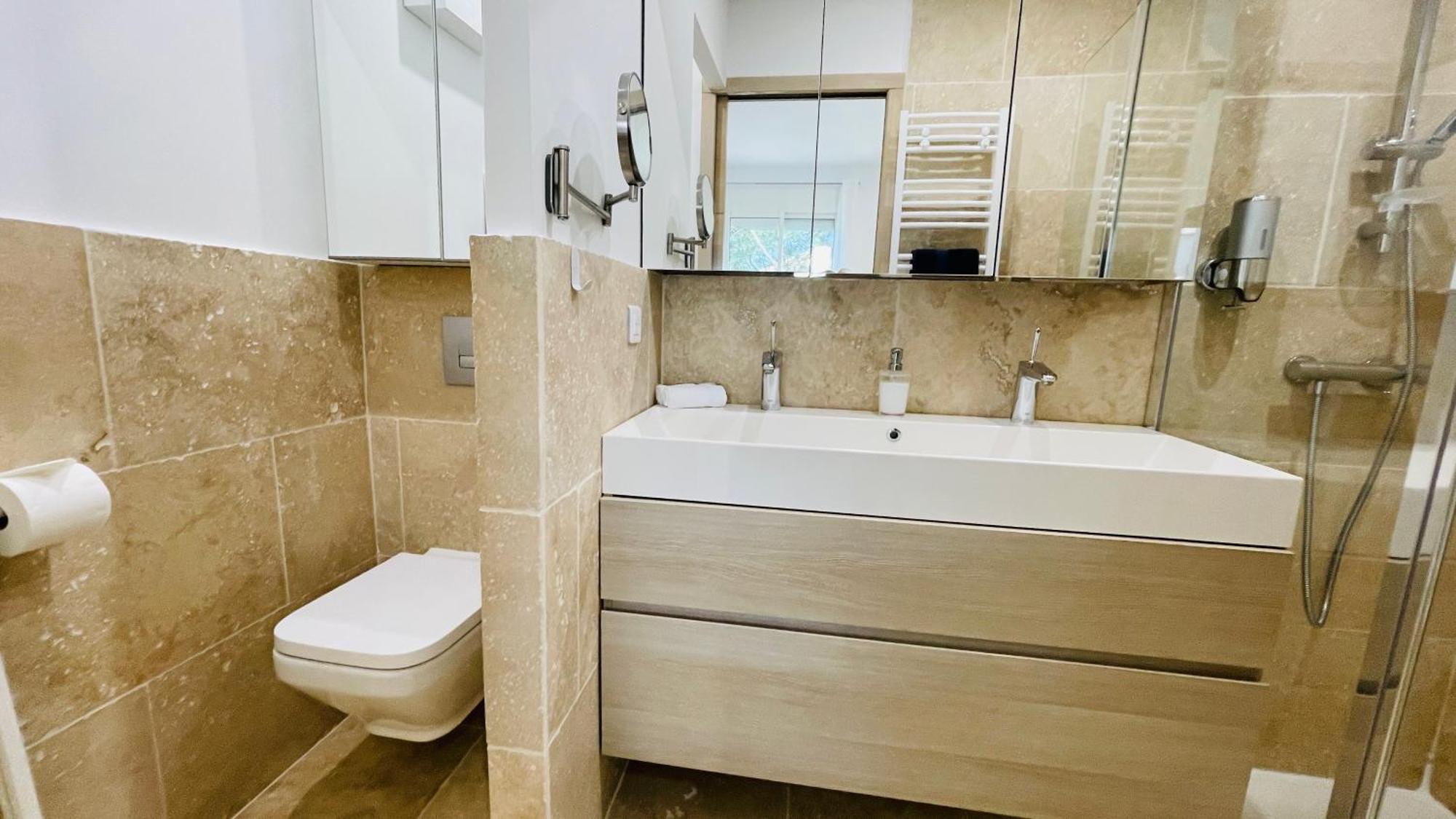 Villa Cacharelle Vue Mer Piscine กาวาแลร์-ซูร์-แมร์ ภายนอก รูปภาพ